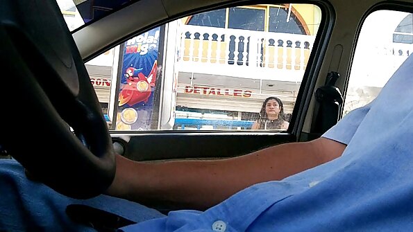 गोंजो पॉर्नमध्ये युवकाचा लॅटिना मादीसोबत गुदा संबंध आहे